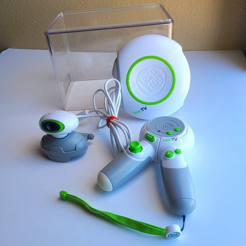 Leap Frog TV Bundle 1 Controller 1 Console 1 Camera . No Cables Included